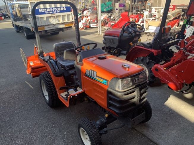 トラクター GB110DA5 写真２